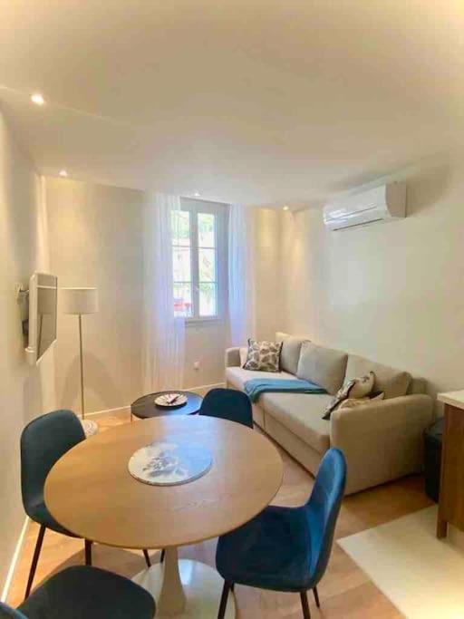 Le Palm Appartement Elegant & Design En Bord Riviere Collobrieres Exterior photo