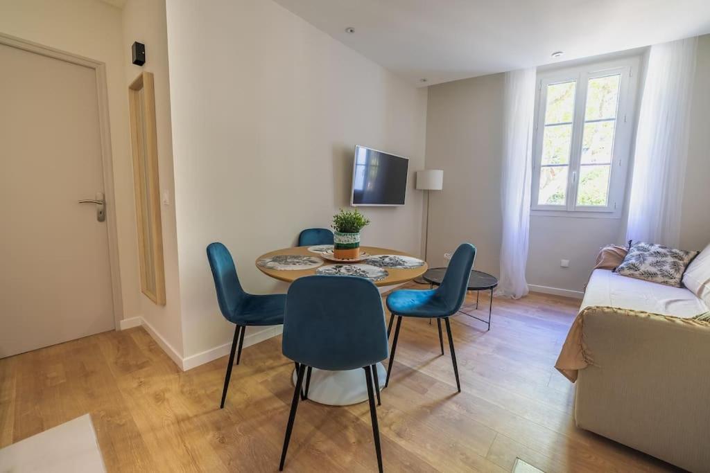 Le Palm Appartement Elegant & Design En Bord Riviere Collobrieres Exterior photo