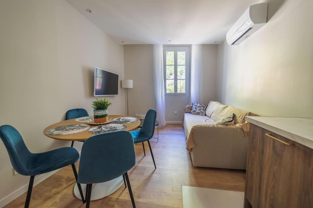 Le Palm Appartement Elegant & Design En Bord Riviere Collobrieres Exterior photo