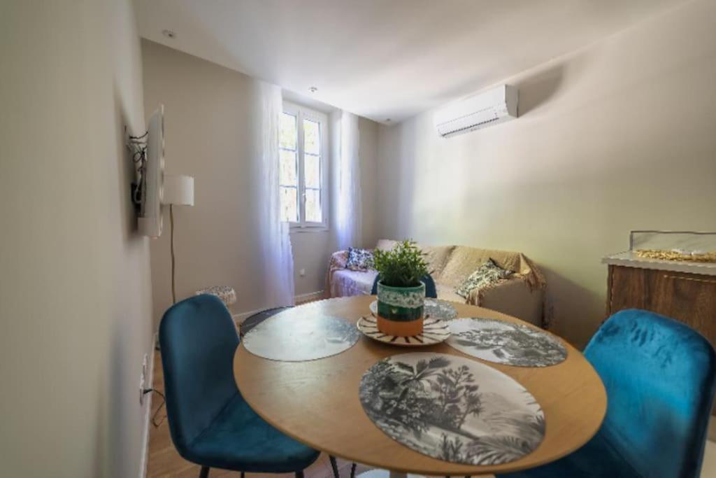 Le Palm Appartement Elegant & Design En Bord Riviere Collobrieres Exterior photo